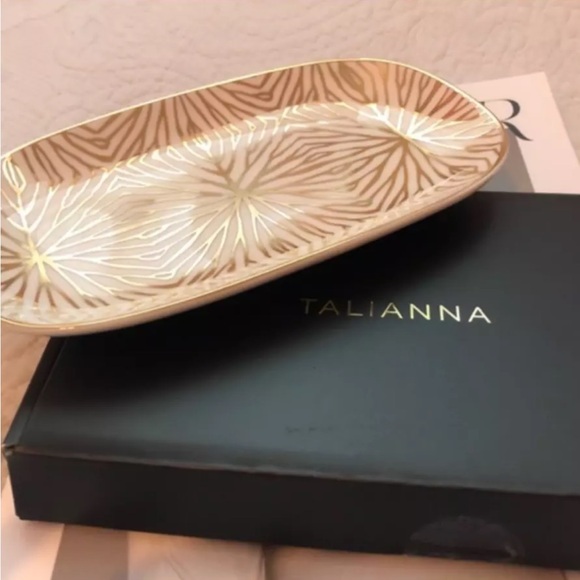 NEW Talianna Lilypad Catchall Tray - Picture 3 of 3